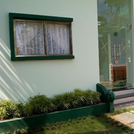 أنغْمالي Zamaraya Bed & Breakfast المظهر الخارجي الصورة